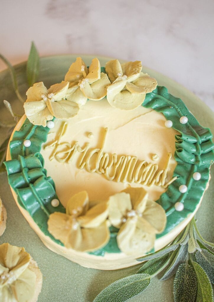Luxury Cake Gift Box - close up of bridesmaid cake with floral details